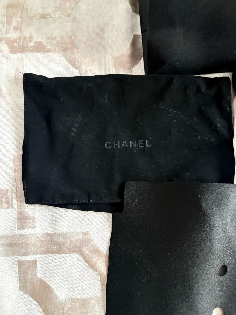 CHANEL Black and White Branded Dust Bags and Shopping Bag Set - Picture 5 of 6